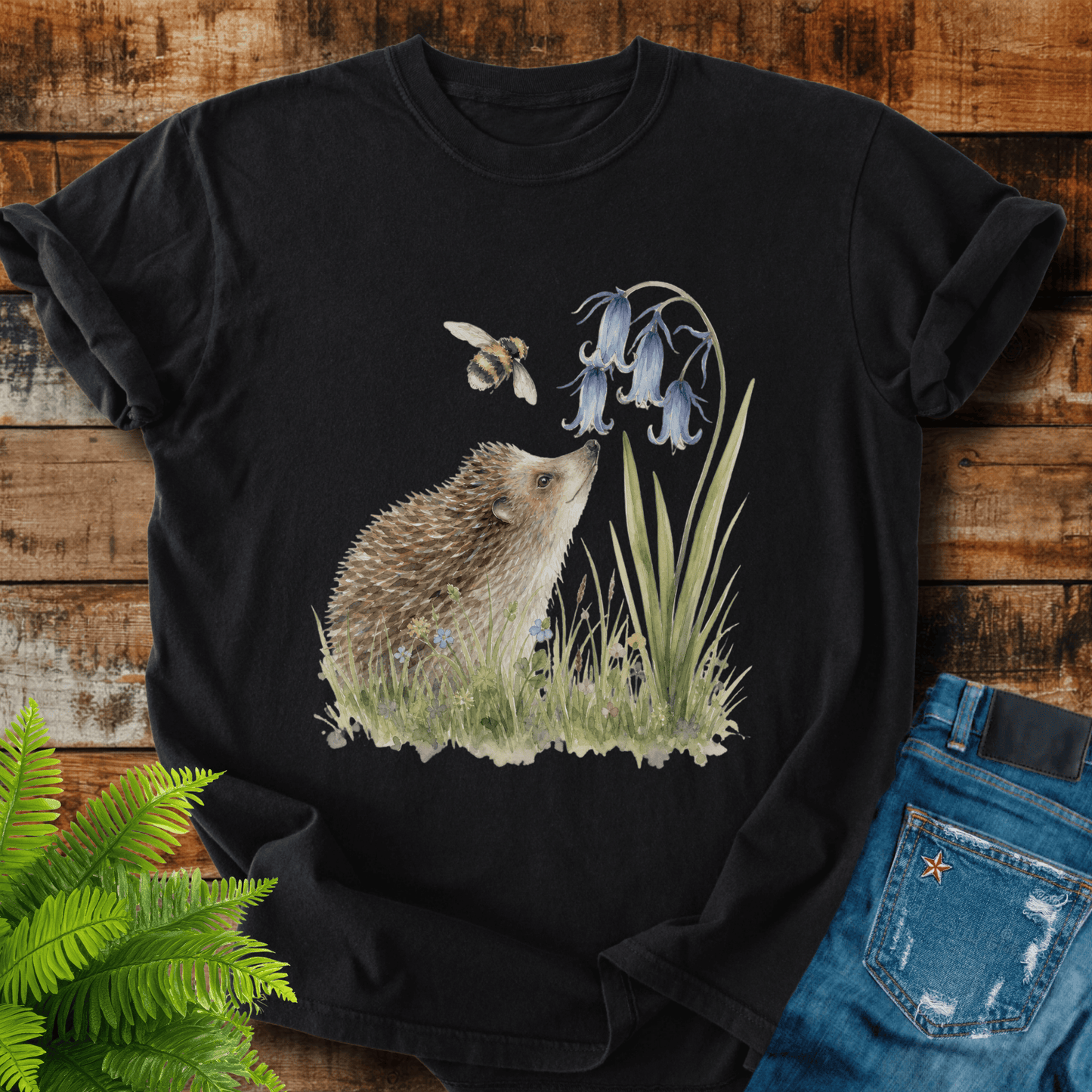 Hedgehog And Bee T-shirt