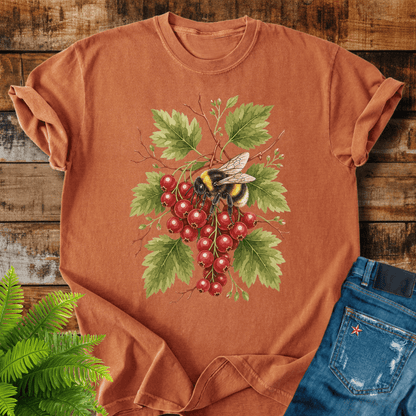 Bumblebee Berries T-shirt